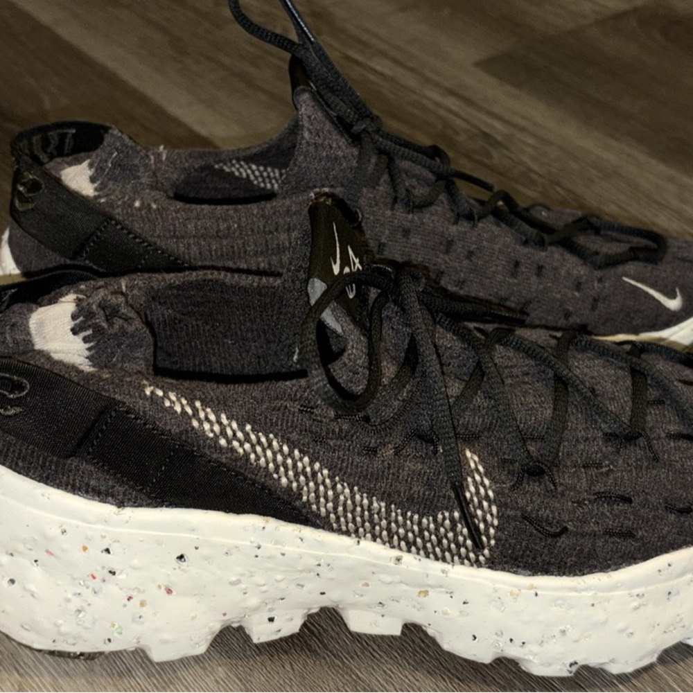 Women's Nike Space Hippie 04 Iron Gray Size 9